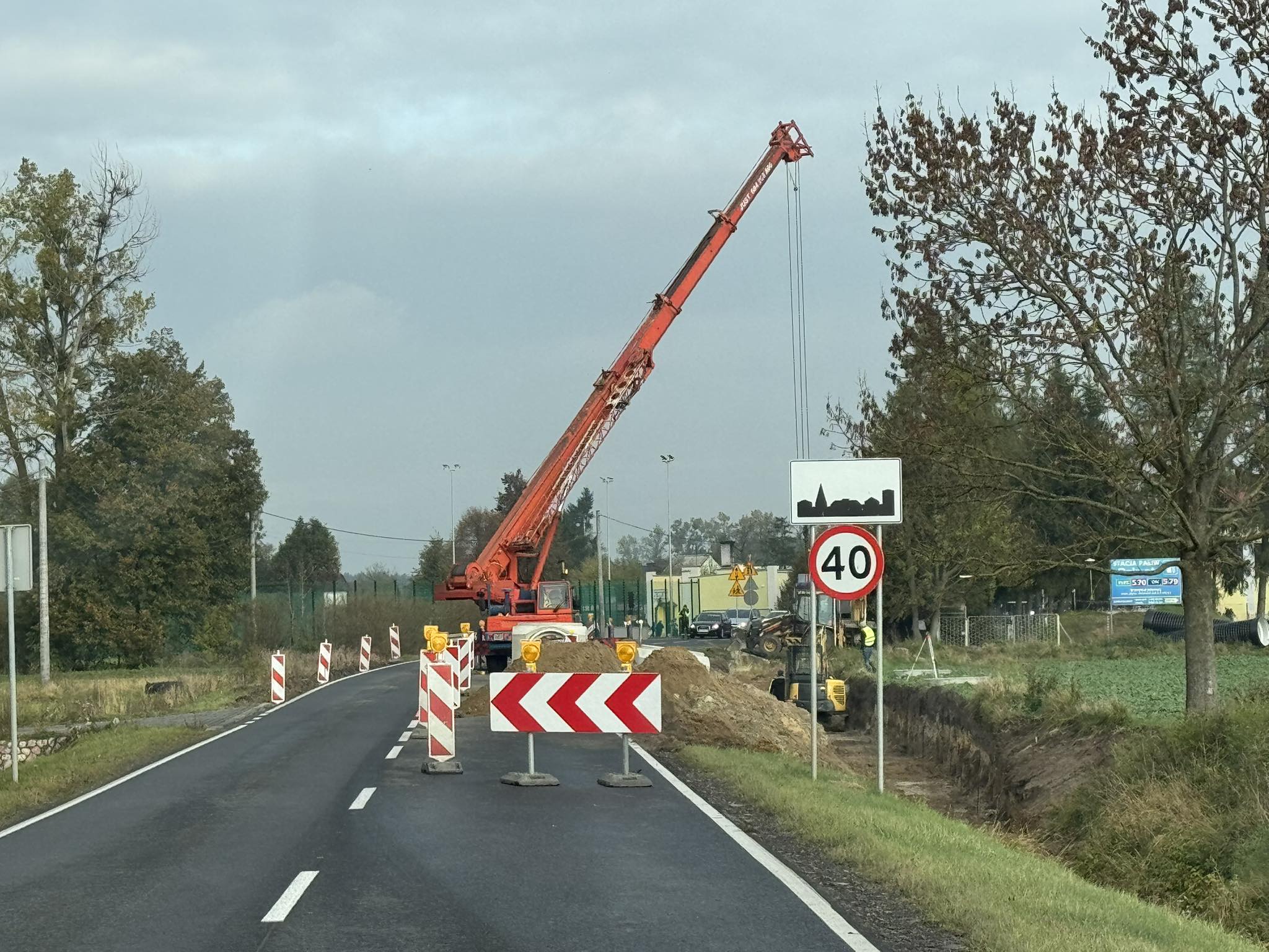 Utrudnienia na drodze nr 182 w Miłkowie