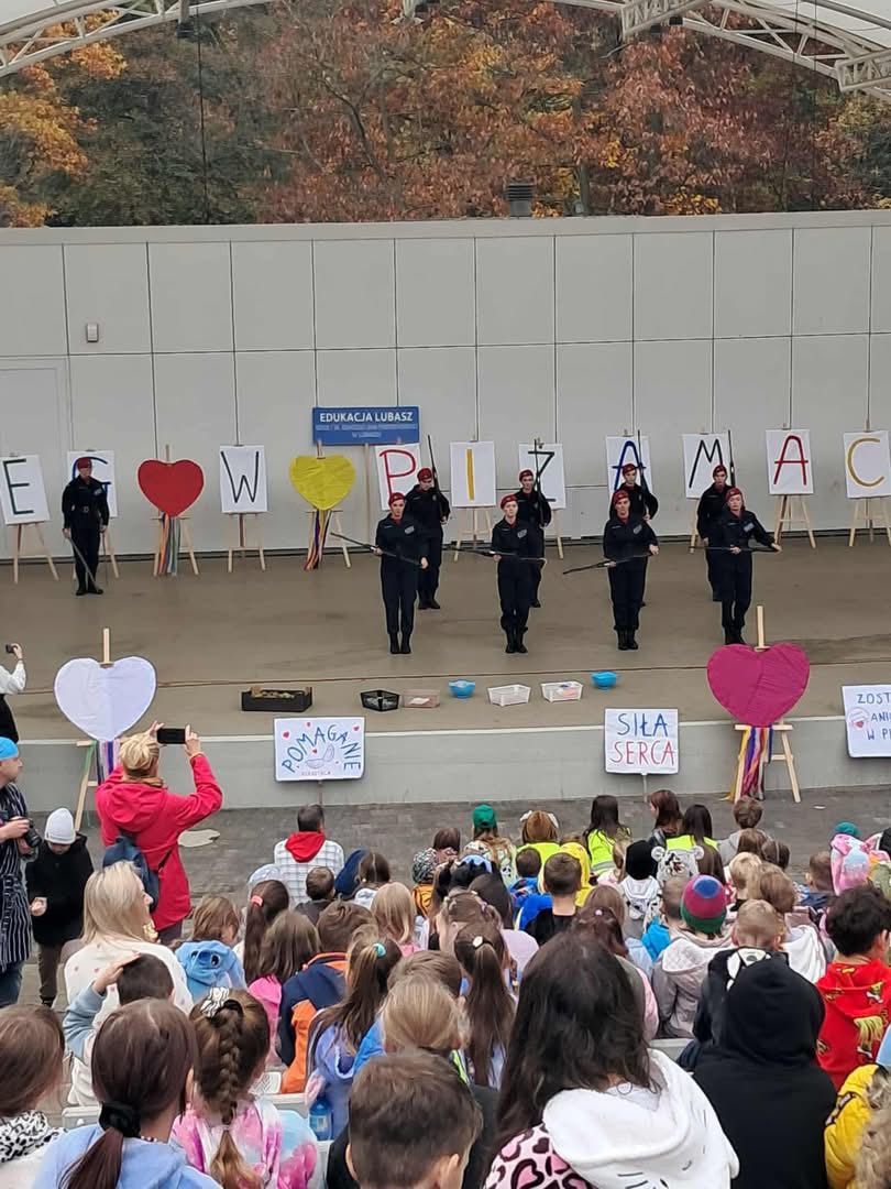 Charytatywny Bieg w piżamach w Czarnkowie