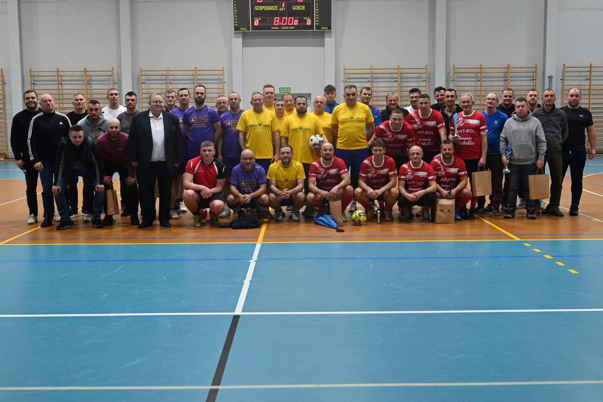 Mikołajkowy Turniej Piłki Nożnej 40+ o Puchar Samorządu Gminy Lubasz